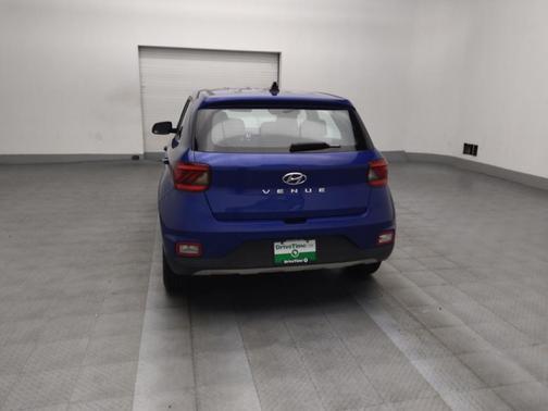 2021 Hyundai VENUE SE