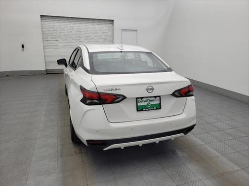 2023 Nissan Versa 1.6 SV
