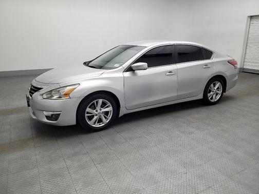 Brilliant Silver 2015 Nissan Altima 2.5 SV