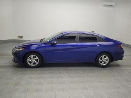 2022 Hyundai ELANTRA SE