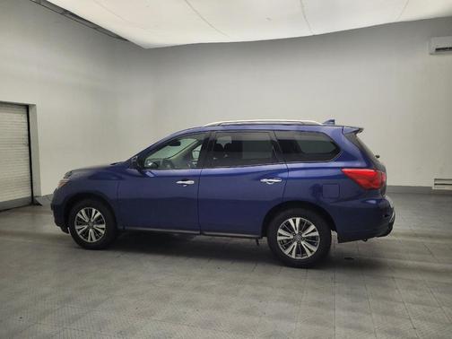 2019 Nissan Pathfinder SL