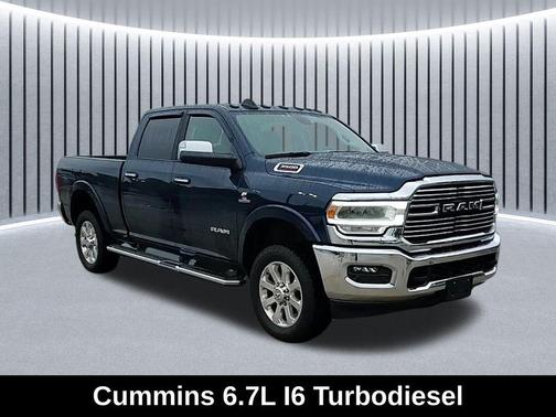 2022 RAM 3500 Laramie Crew Cab 4x4 6'4' Box