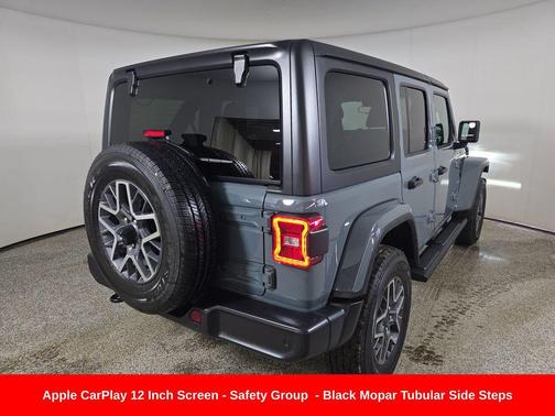 2024 Jeep Wrangler 4-Door Sahara