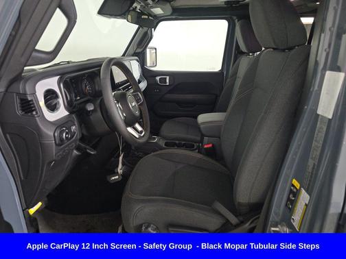 2024 Jeep Wrangler 4-Door Sahara