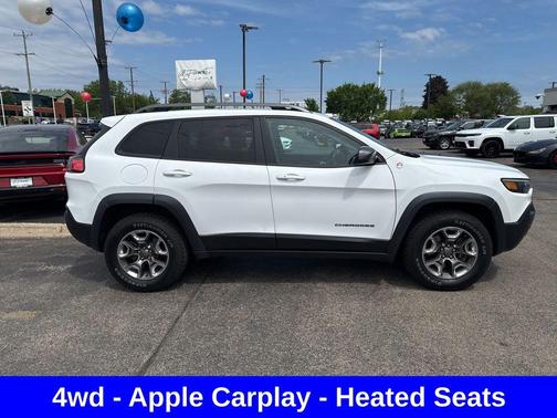 Bright White Clearcoat 2019 Jeep Cherokee Trailhawk