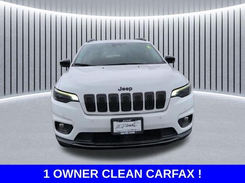 Bright White Clearcoat 2023 Jeep Cherokee Altitude