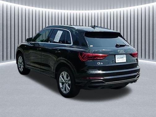 2024 Audi Q3 Premium 45 TFSI S line quattro Tiptronic