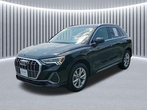 2024 Audi Q3 Premium 45 TFSI S line quattro Tiptronic