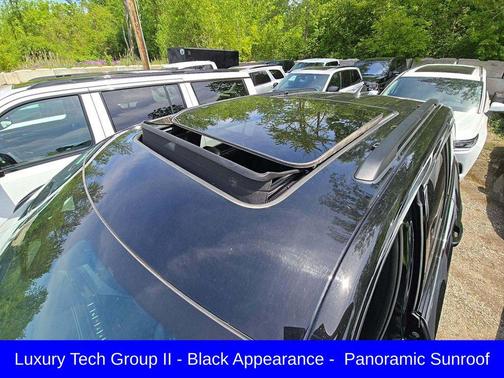 Diamond Black Crystal Pearlcoat 2024 Jeep Grand Cherokee Limited
