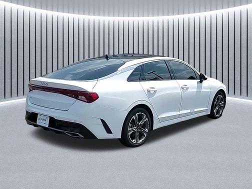 2023 Kia K5 EX