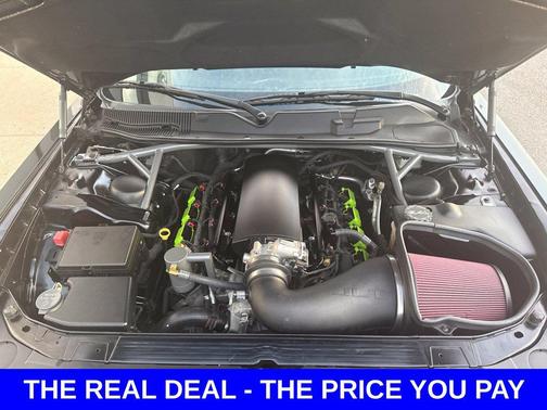 Pitch Black Clearcoat 2016 Dodge Challenger R/T Scat Pack