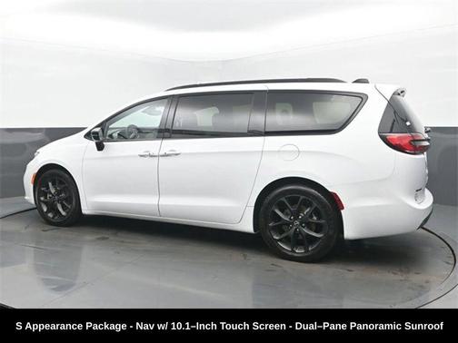 2025 Chrysler Pacifica Limited