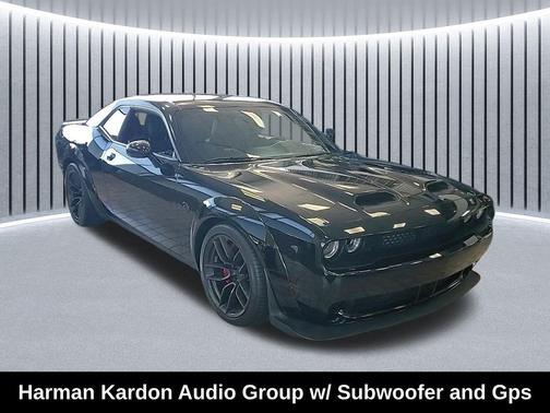 Pitch Black Clearcoat 2023 Dodge Challenger SRT Hellcat