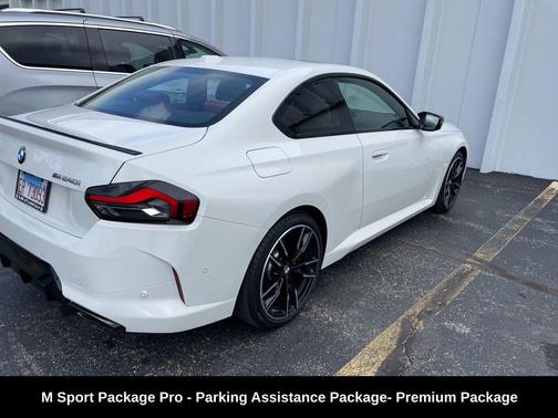 2025 BMW M240 i xDrive