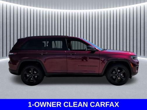 Velvet Red Pearlcoat 2023 Jeep Grand Cherokee Altitude