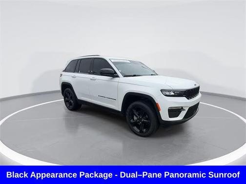 Bright White Clearcoat 2024 Jeep Grand Cherokee Limited