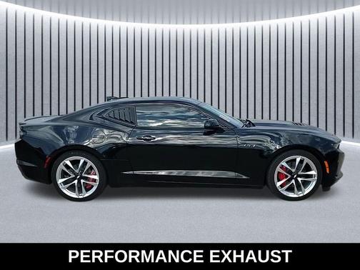 2022 Chevrolet Camaro RWD Coupe LT1