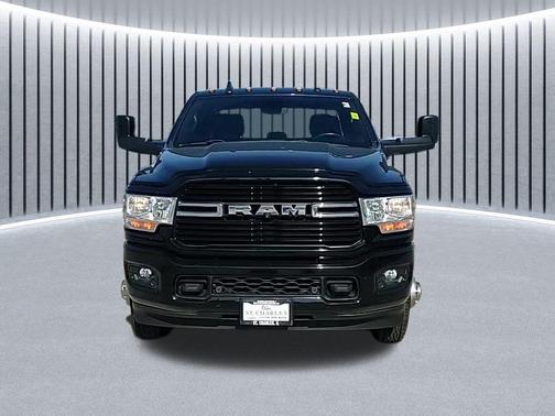 2020 RAM 3500 Lone Star Crew Cab 4x4 8' Box