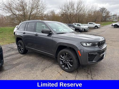 Baltic Gray Metallic Clearcoat 2026 Jeep Grand Cherokee Limited