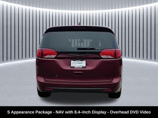 2018 Chrysler Pacifica Touring Plus