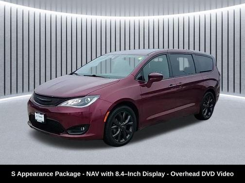 2018 Chrysler Pacifica Touring Plus