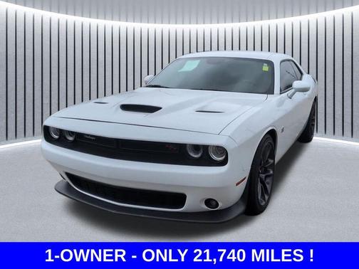 White Knuckle Clearcoat 2022 Dodge Challenger R/T Scat Pack