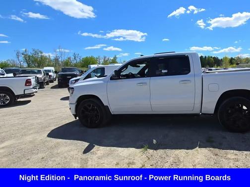 Bright White Clearcoat 2023 RAM 1500 Sport
