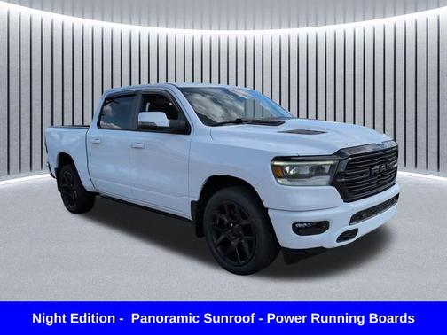 Bright White Clearcoat 2023 RAM 1500 Sport