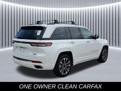 2022 Jeep Grand Cherokee 4xe Overland