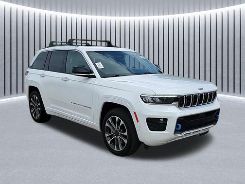 2022 Jeep Grand Cherokee 4xe Overland