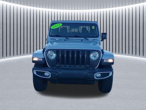 Silver Zynith Clearcoat 2022 Jeep Gladiator Sport S