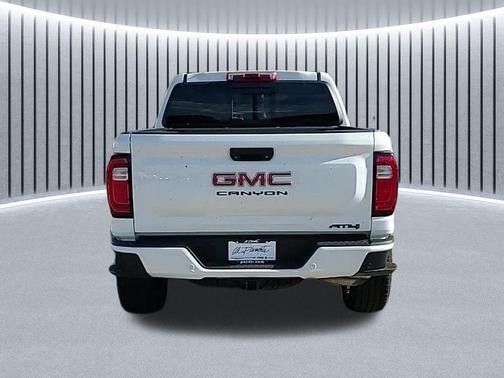 2023 GMC Canyon AT4