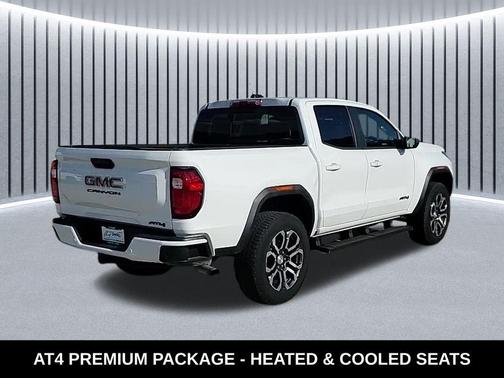 2023 GMC Canyon AT4