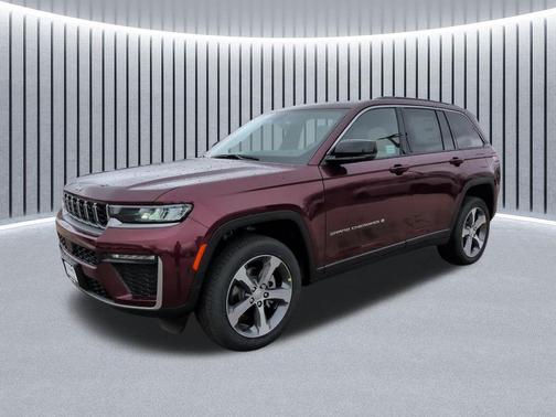 Velvet Red Pearlcoat 2026 Jeep Grand Cherokee Limited