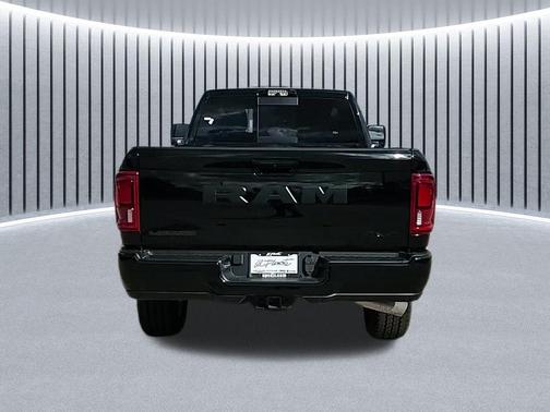 2025 RAM 2500 Laramie Crew Cab 4x4 8' Box