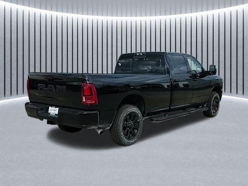 2025 RAM 2500 Laramie Crew Cab 4x4 8' Box