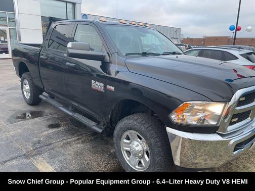 2018 RAM 2500 Tradesman Crew Cab 4x4 6'4' Box