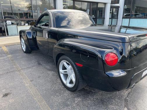 2004 Chevrolet SSR Base