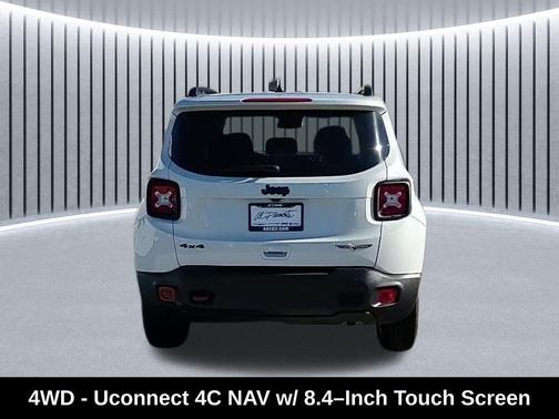 2023 Jeep Renegade Trailhawk