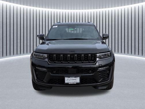 Diamond Black Crystal Pearlcoat 2026 Jeep Grand Cherokee L Limited