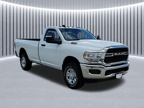 2024 RAM 2500 Tradesman Regular Cab 4x4 8' Box