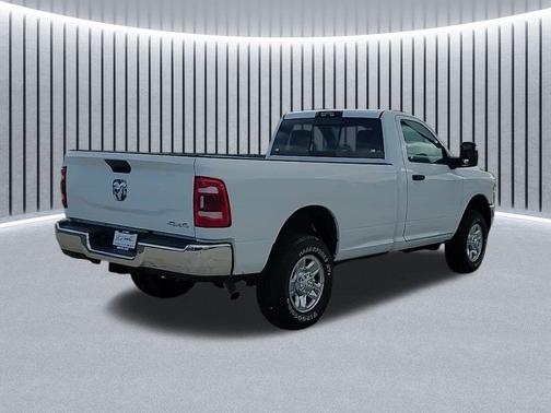 2024 RAM 2500 Tradesman Regular Cab 4x4 8' Box