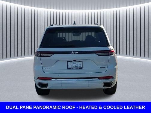 Bright White Clearcoat 2023 Jeep Grand Cherokee Overland