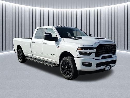 2025 RAM 2500 Laramie Crew Cab 4x4 8' Box