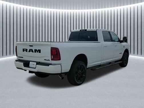 2025 RAM 2500 Laramie Crew Cab 4x4 8' Box