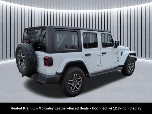 Bright White Clearcoat 2024 Jeep Wrangler 4-Door Sahara