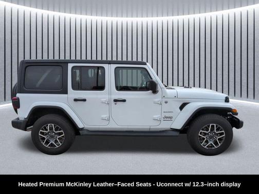 Bright White Clearcoat 2024 Jeep Wrangler 4-Door Sahara