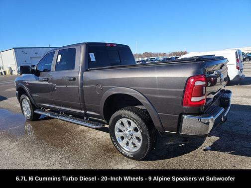 2022 RAM 2500 Laramie Crew Cab 4x4 6'4' Box