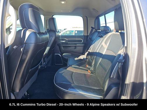 2022 RAM 2500 Laramie Crew Cab 4x4 6'4' Box