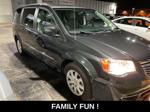 2012 Chrysler Town & Country Touring